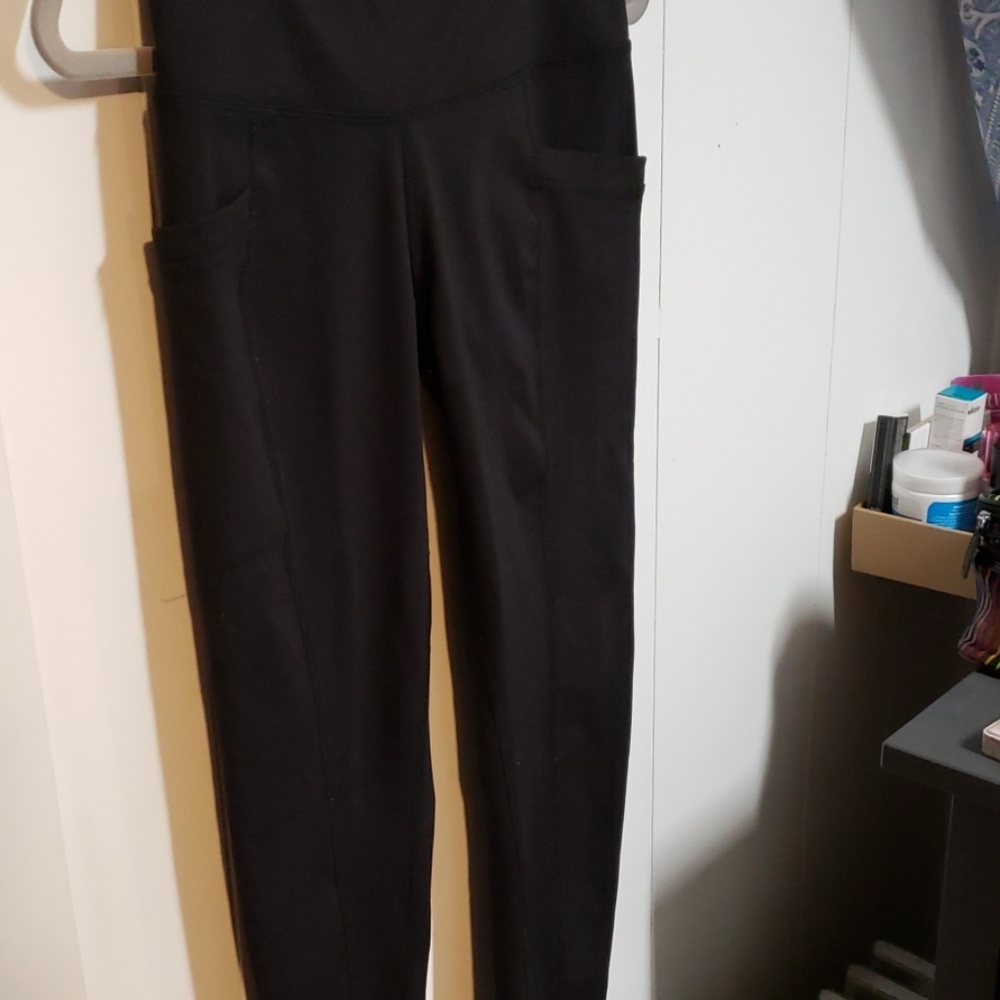 Athletic leggings